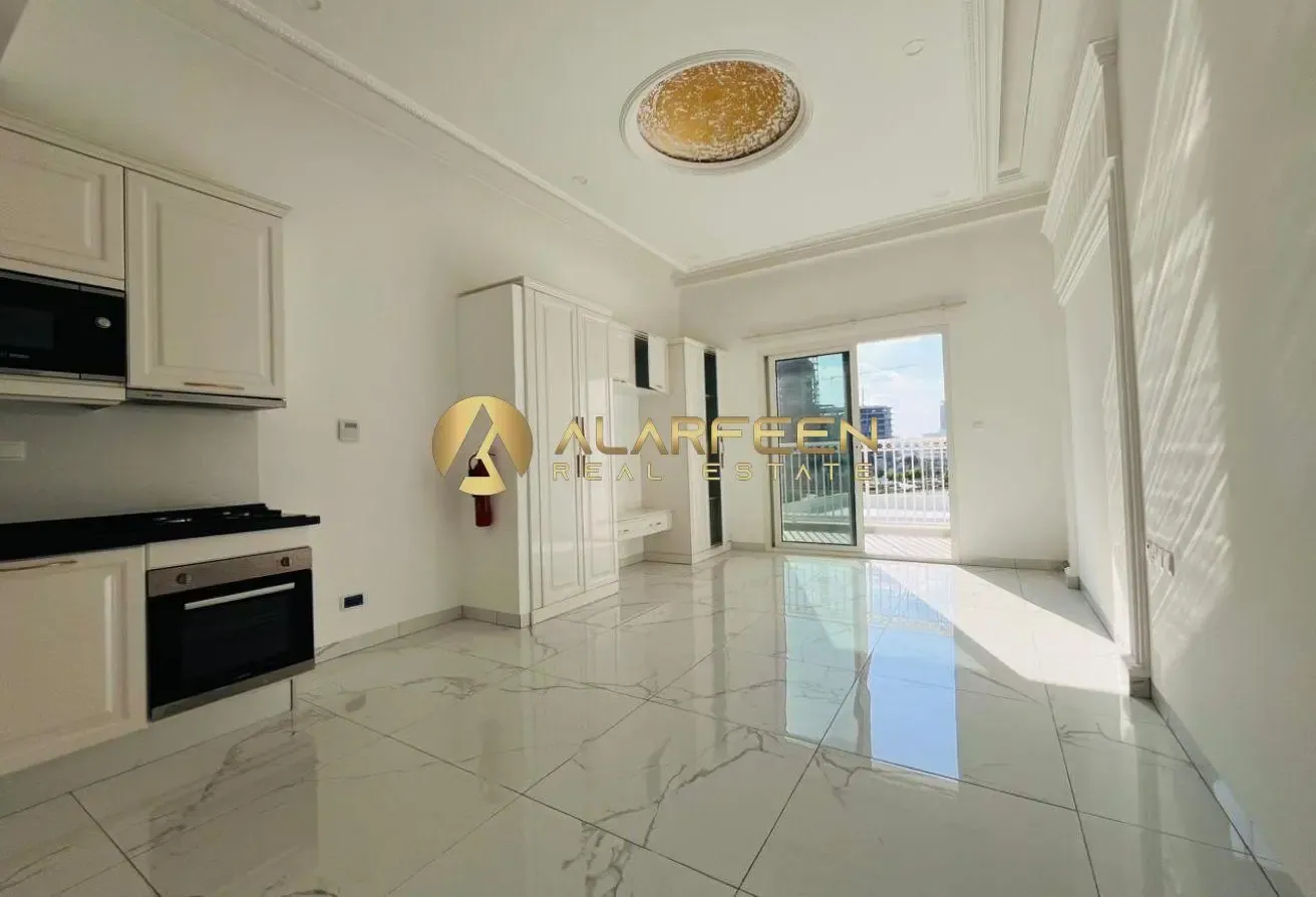 L-Shape Kitchen | Vacant | Call Now