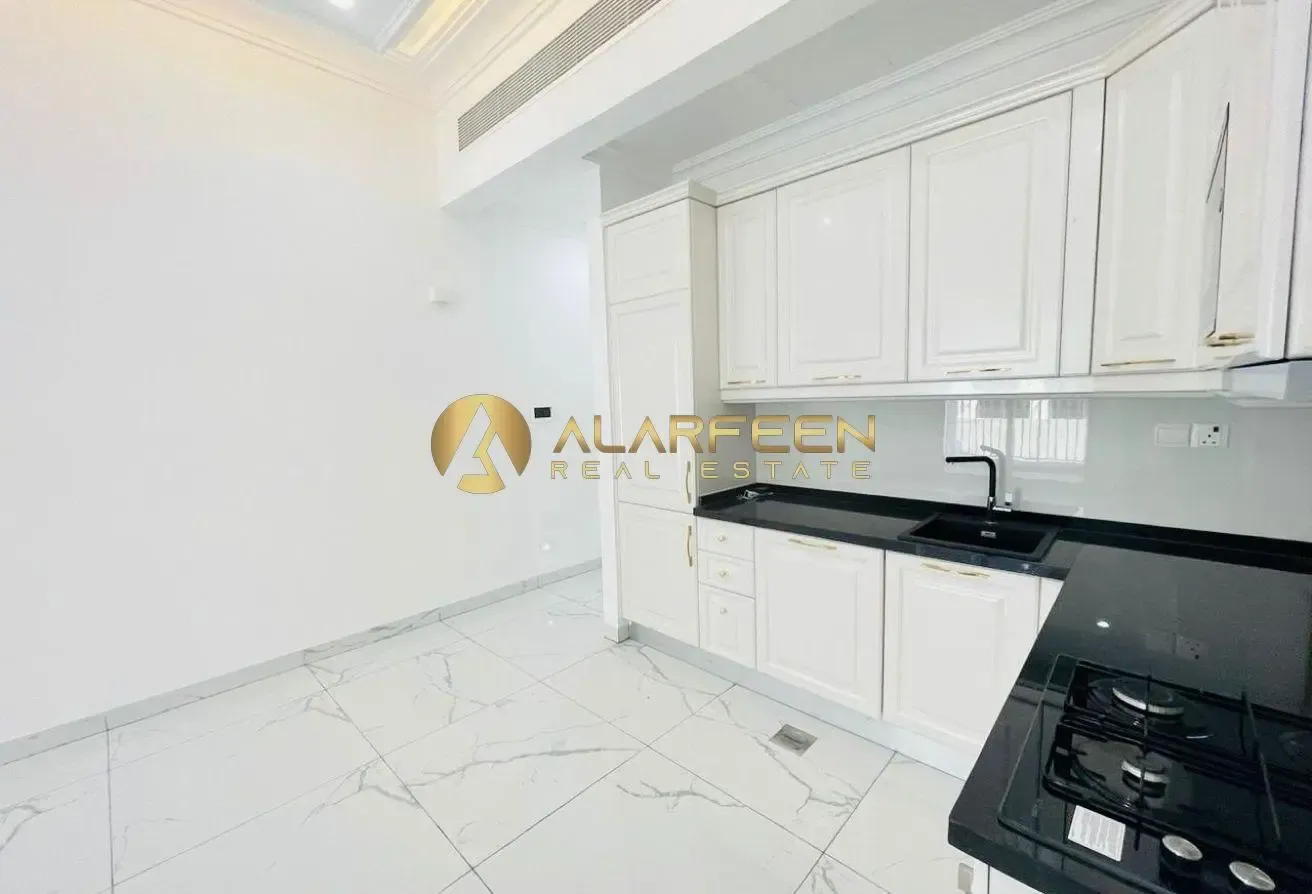 L-Shape Kitchen | Vacant | Call Now