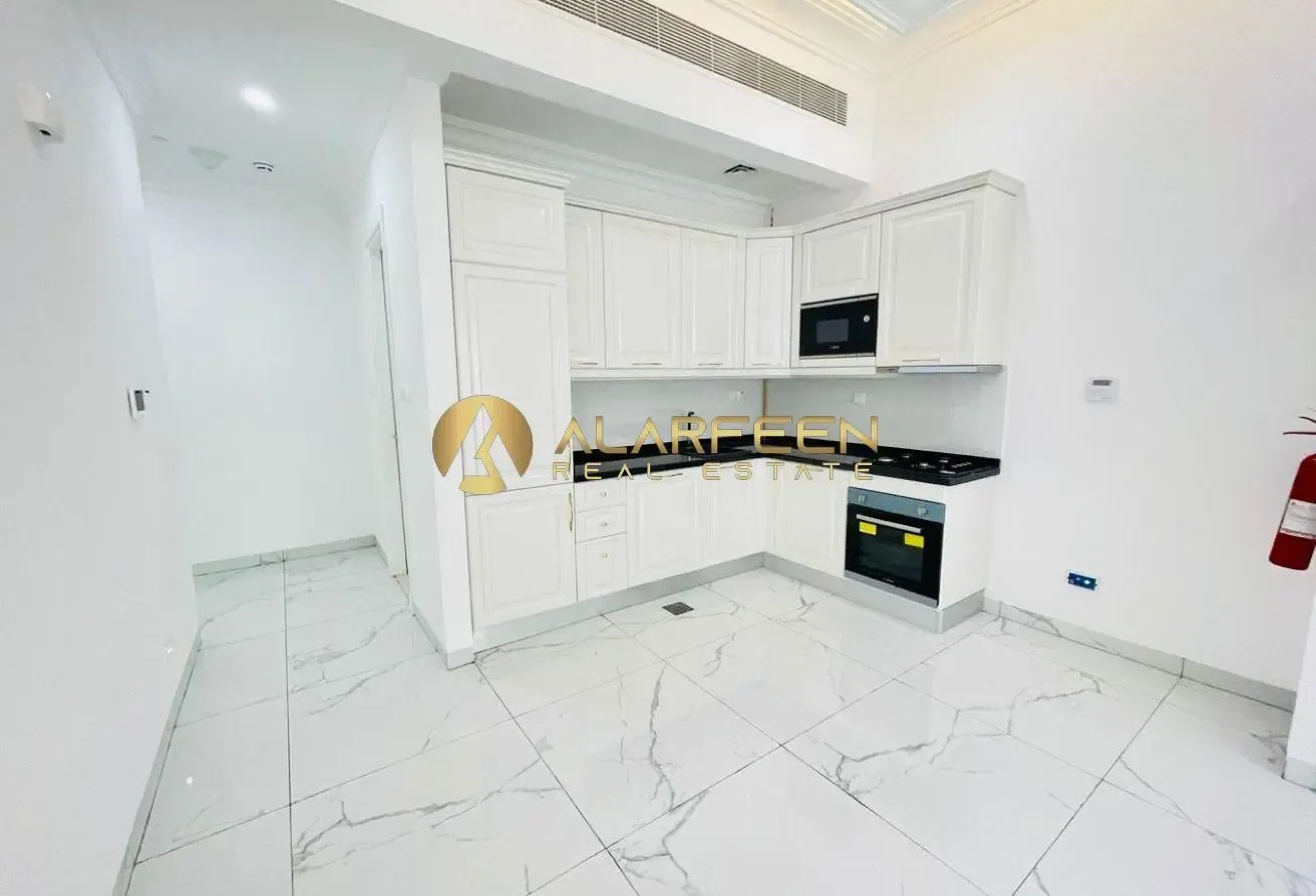 L-Shape Kitchen | Vacant | Call Now