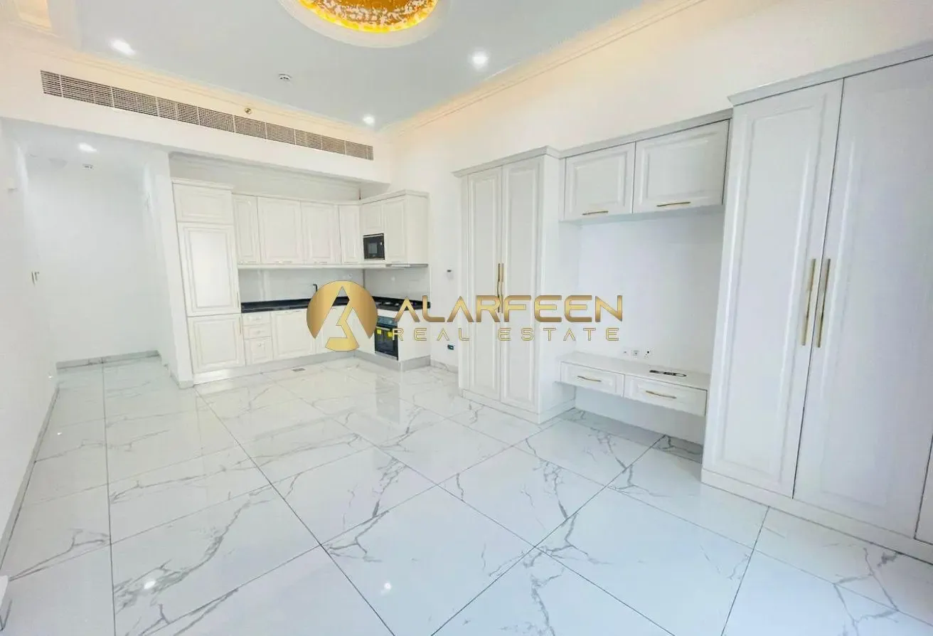 L-Shape Kitchen | Vacant | Call Now