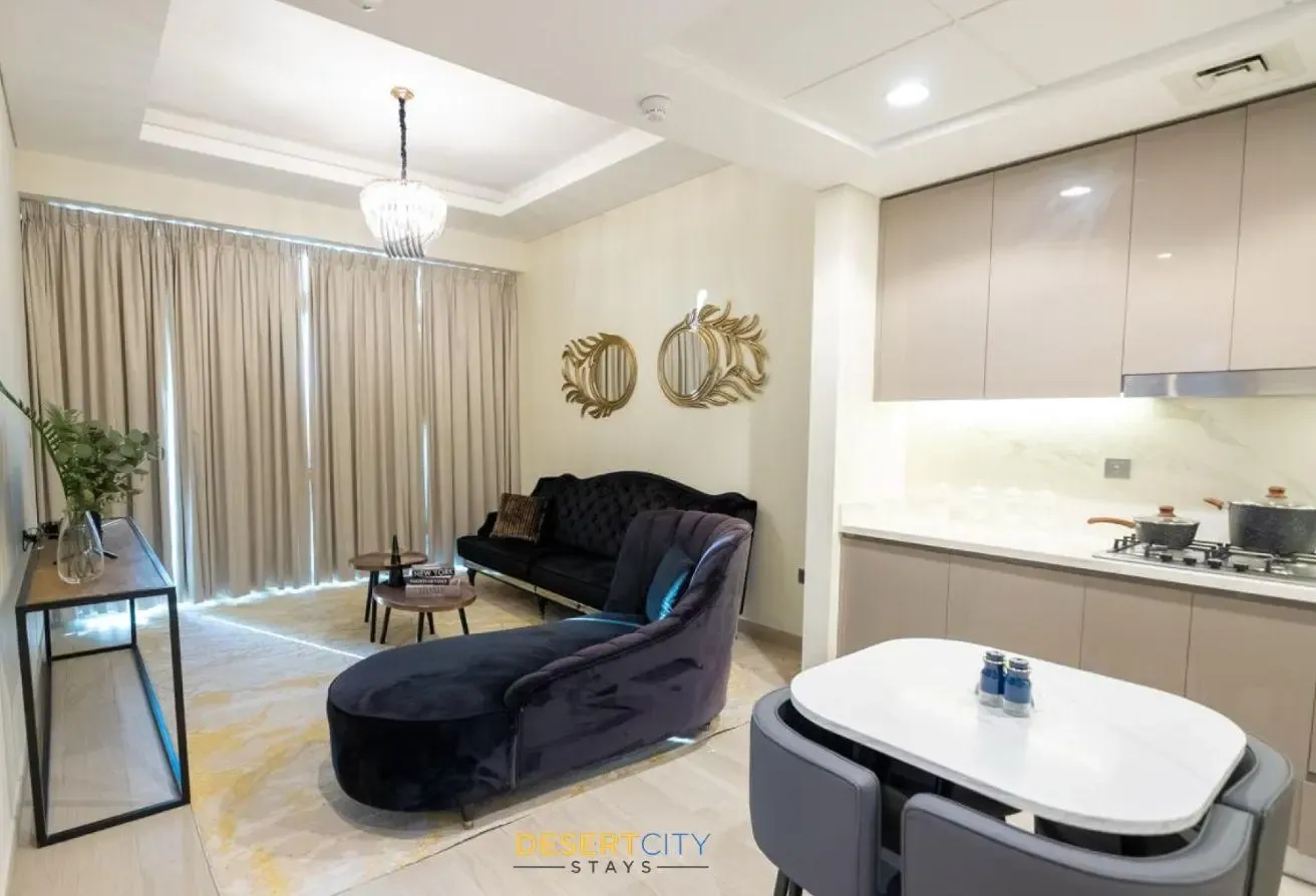 Modern Creekside 1BR | Hosted by Desert City Stays