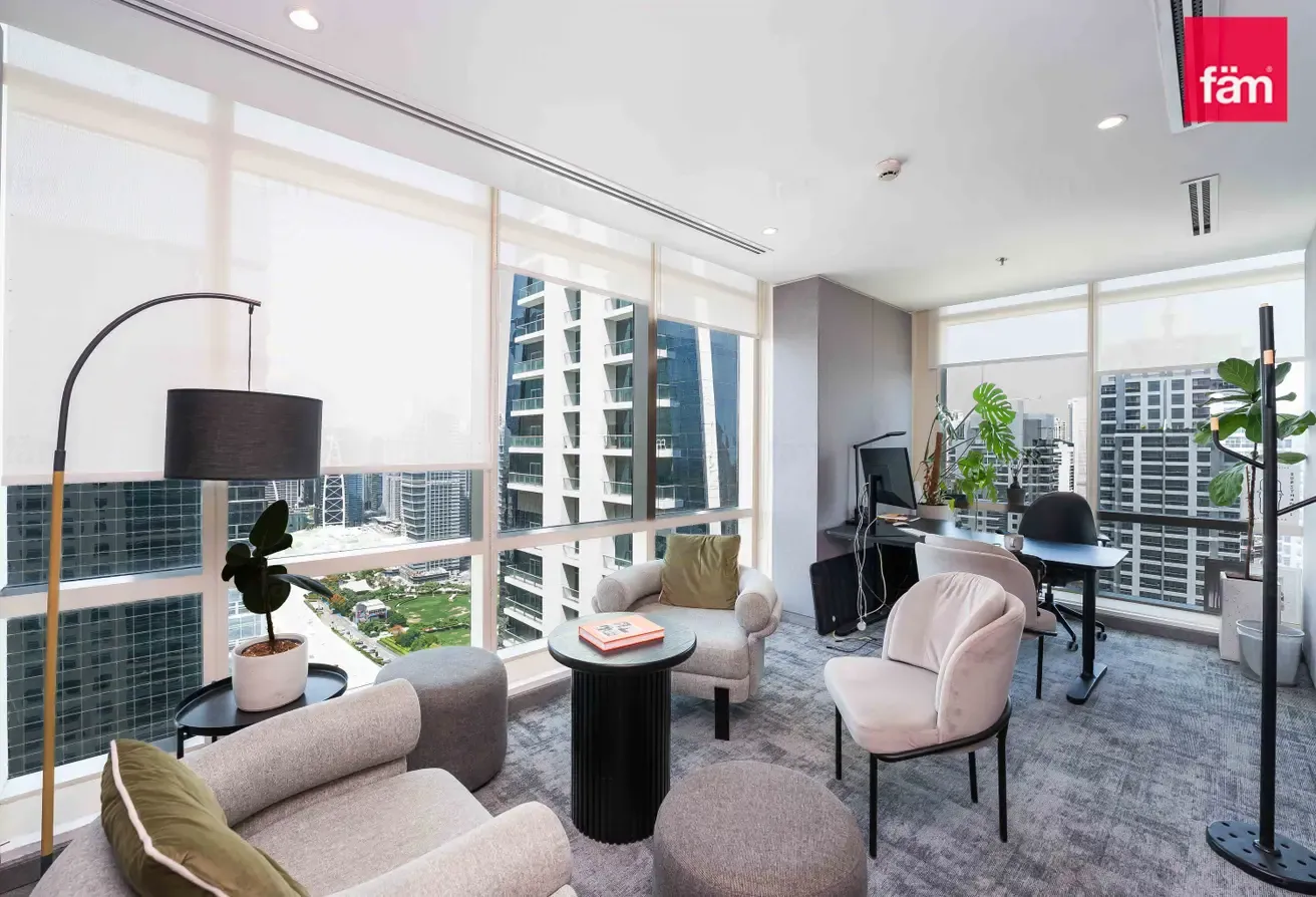 Luxury Fitout | Large Office | Community Expert