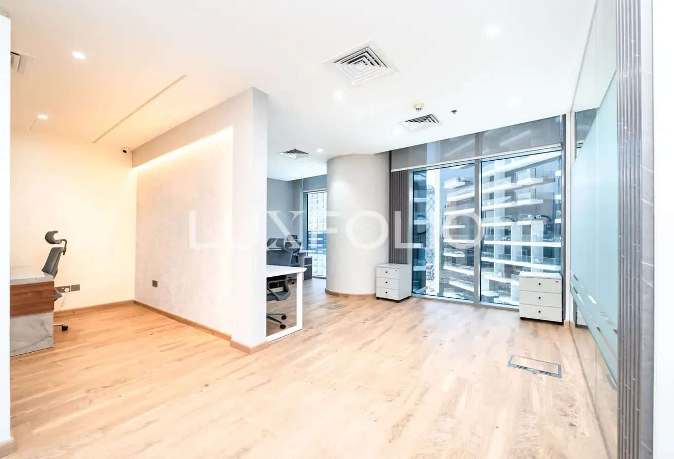Luxury Fitted And Furnished | Vacant | Spacious