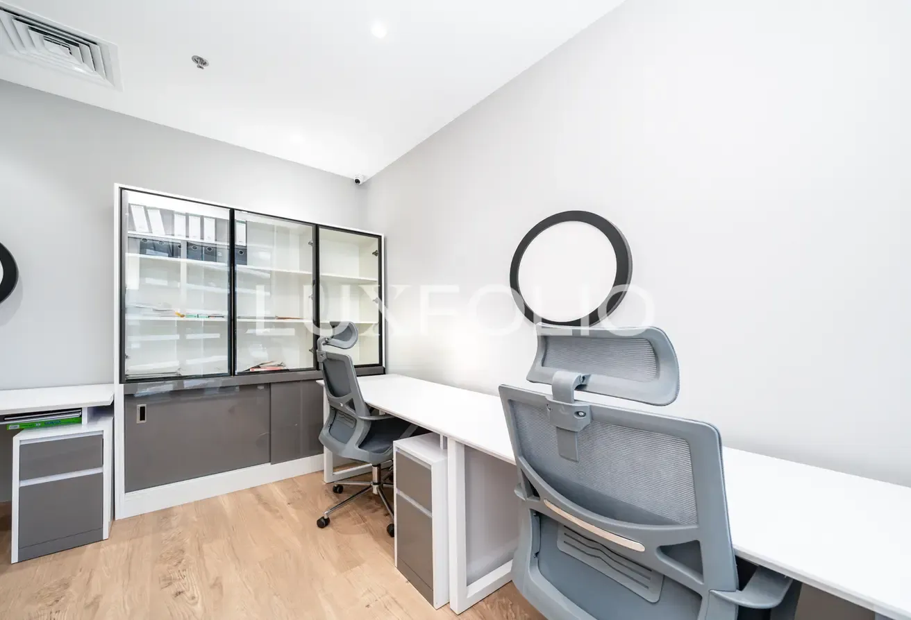 Luxury Fitted And Furnished | Vacant | Spacious