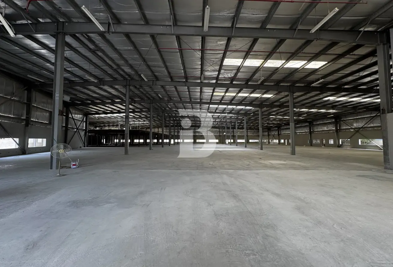 PREMIUM ROAD-FACING ASSET | VACANT IN 3 MONTHS