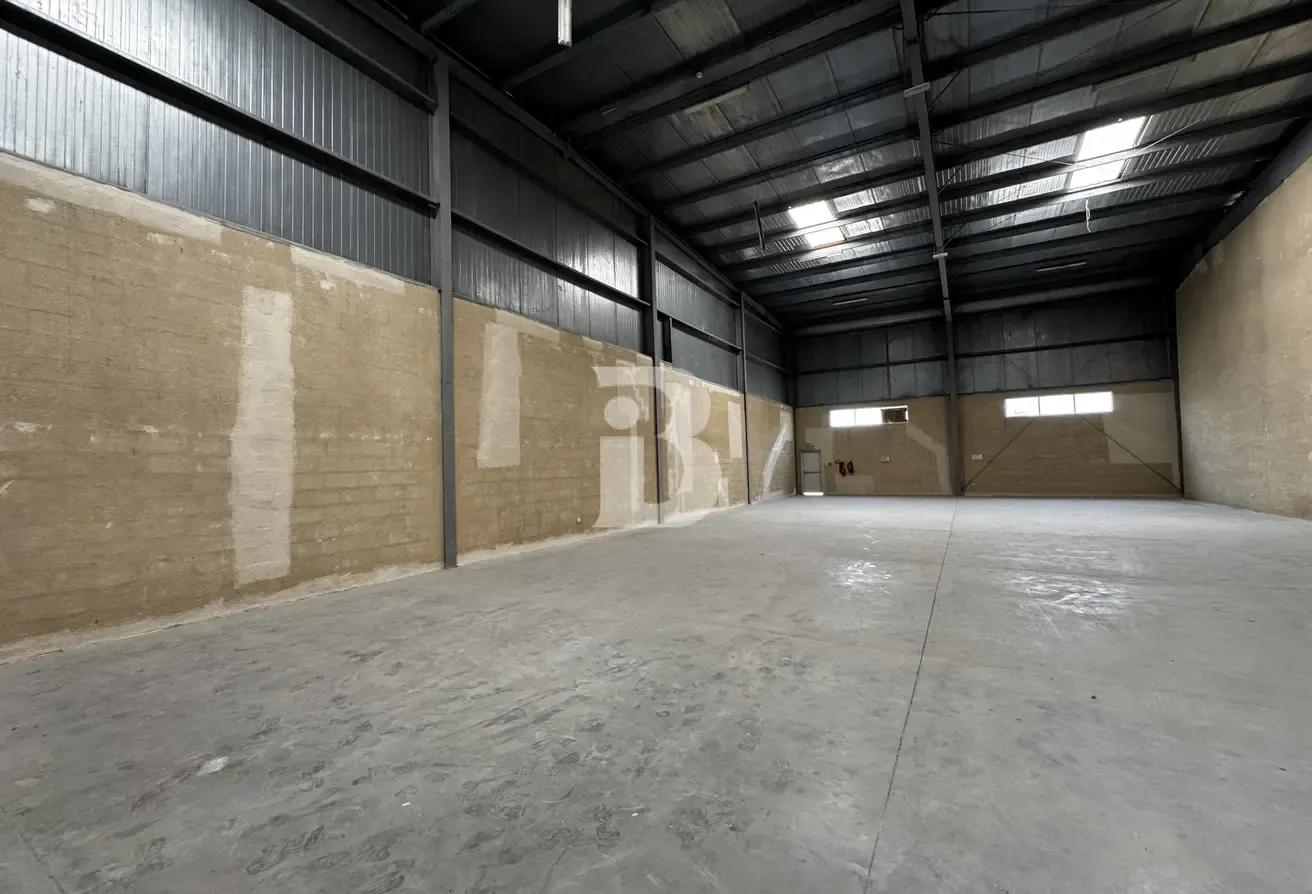 PREMIUM ROAD-FACING ASSET | VACANT IN 3 MONTHS