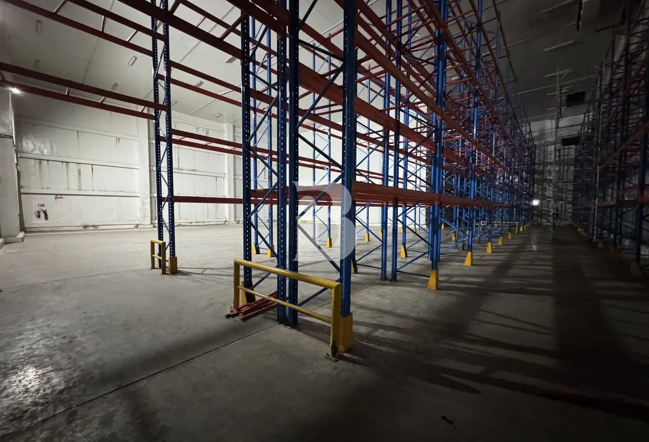 PREMIUM ROAD-FACING ASSET | VACANT IN 3 MONTHS