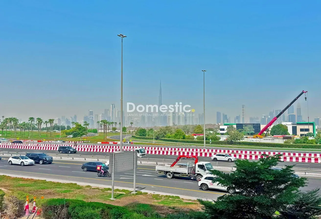 BURJ FACING| HIGH VISIBILITY | BIG SHOP |BEST DEAL