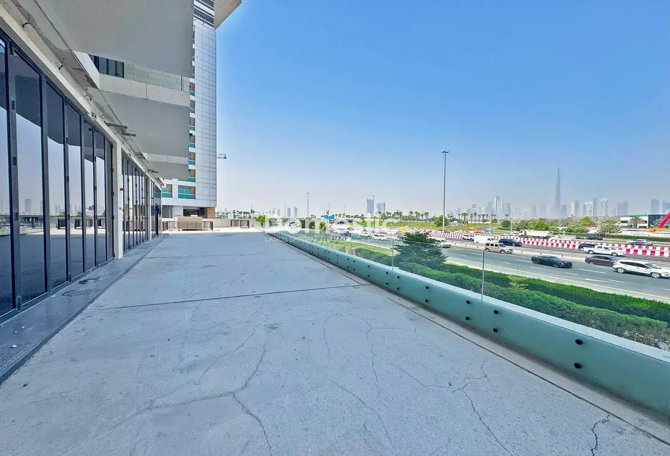BURJ FACING| HIGH VISIBILITY | BIG SHOP |BEST DEAL