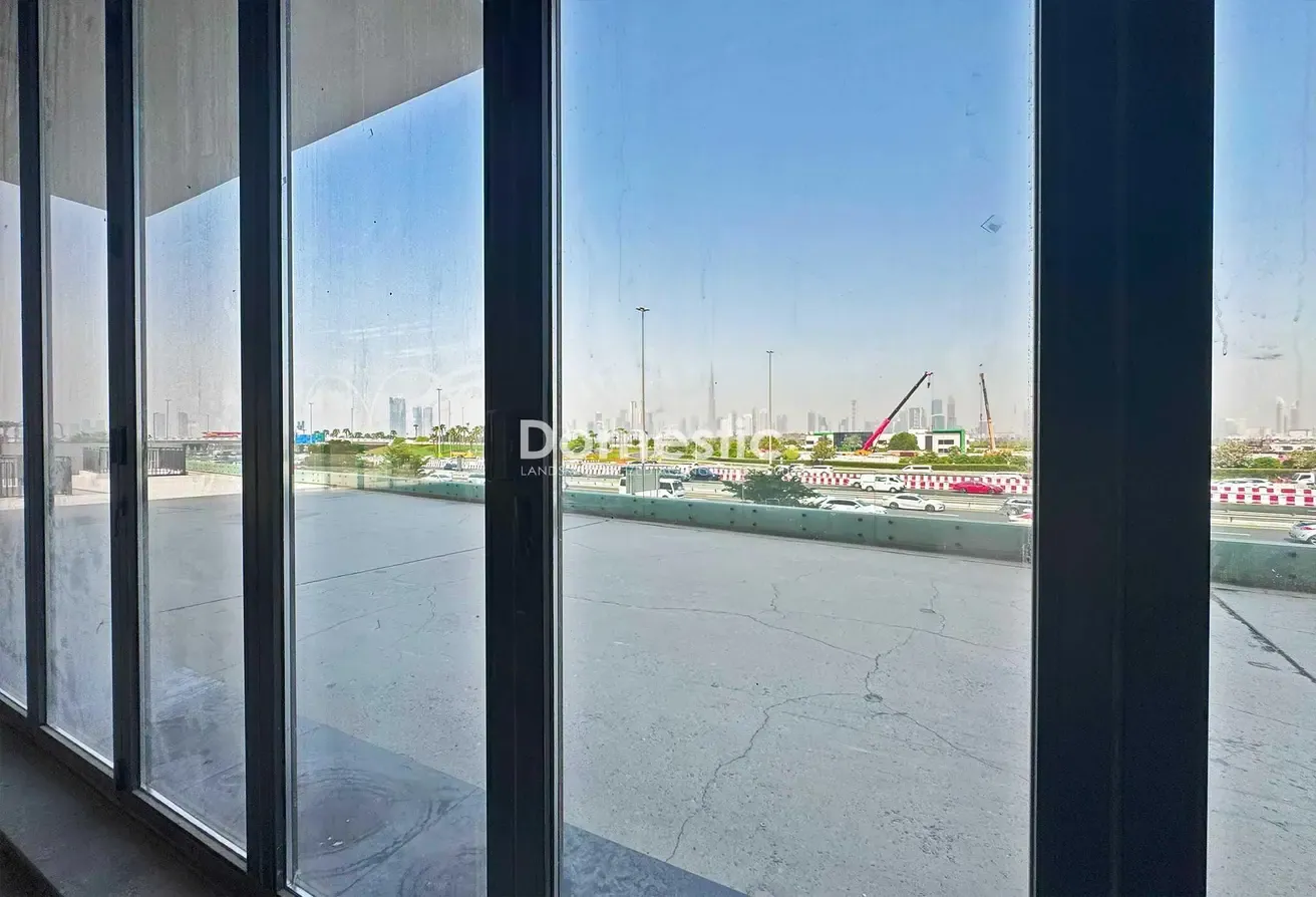 BURJ FACING| HIGH VISIBILITY | BIG SHOP |BEST DEAL