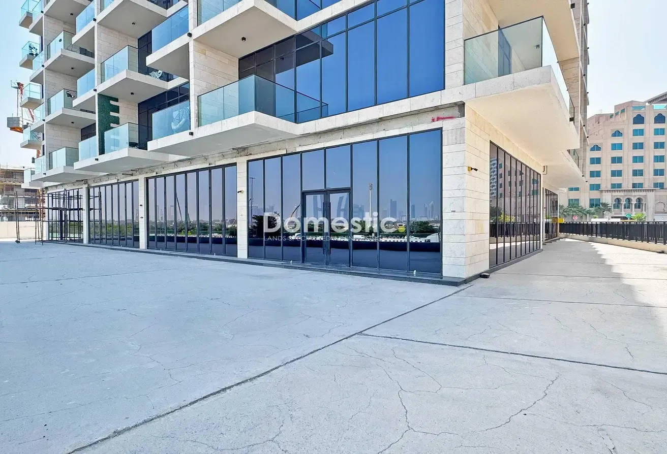 BURJ FACING| HIGH VISIBILITY | BIG SHOP |BEST DEAL