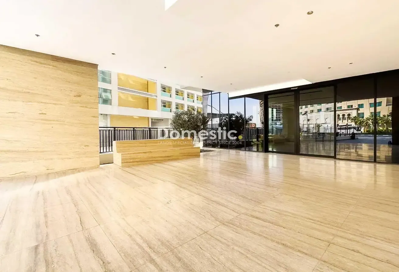BURJ FACING| HIGH VISIBILITY | BIG SHOP |BEST DEAL