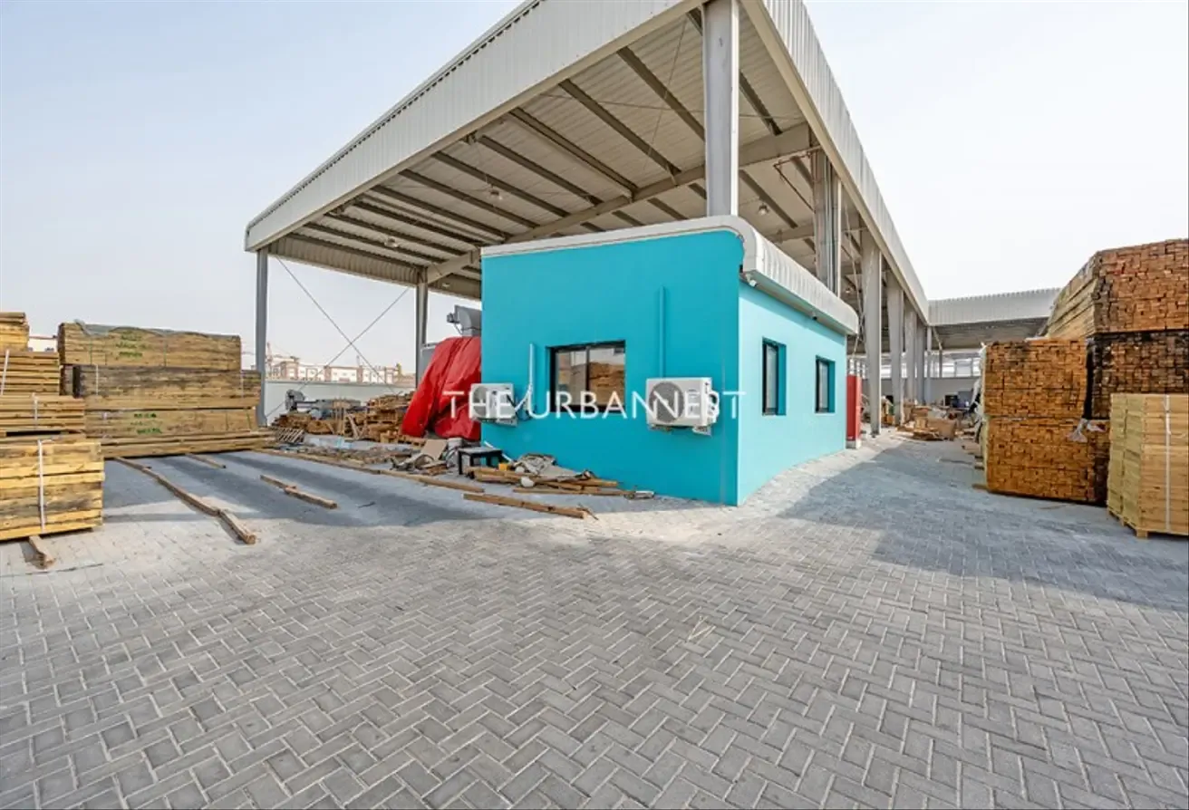 Ready to Move | Vaastu | Newly Built Warehouse