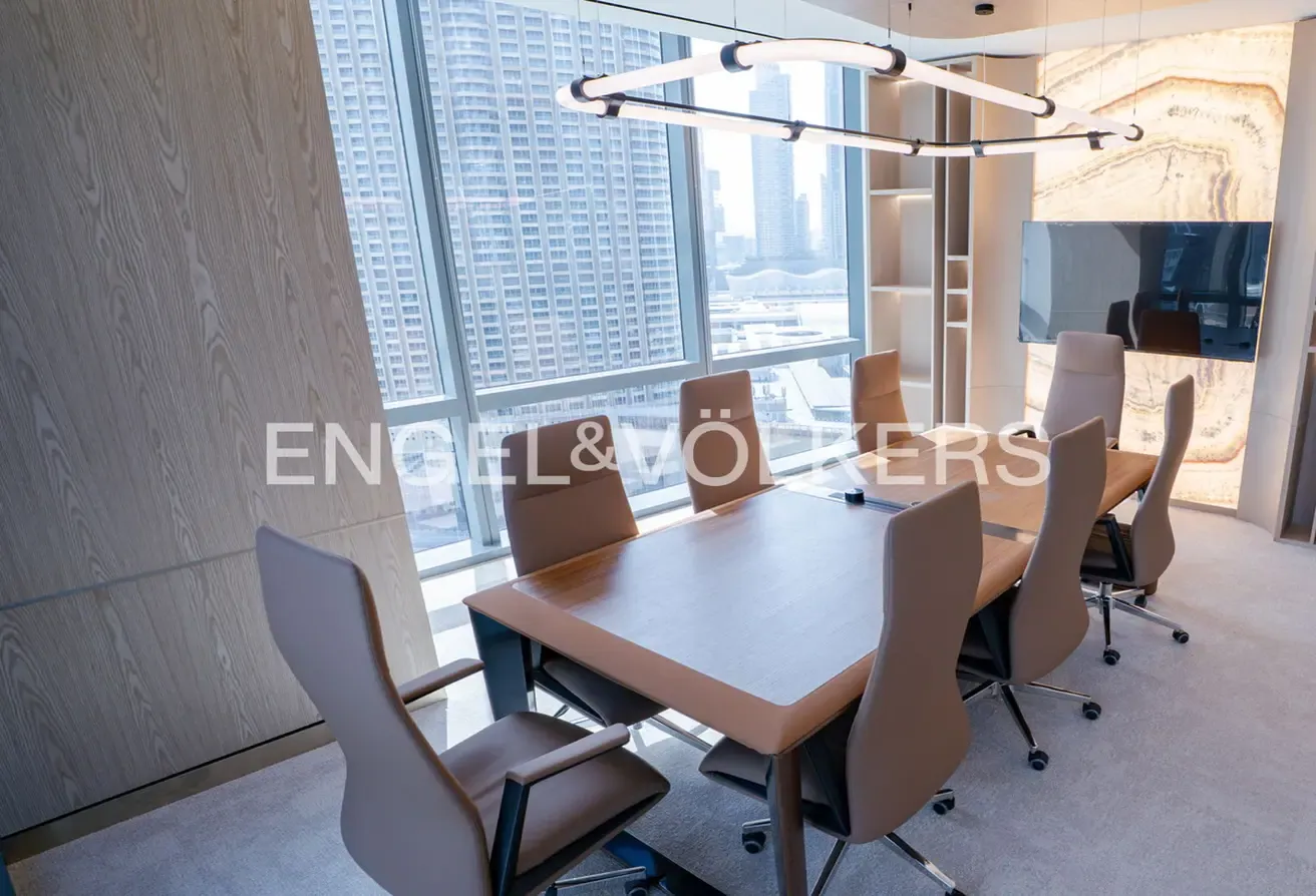 Vacant | Turnkey Office | Skyline Views
