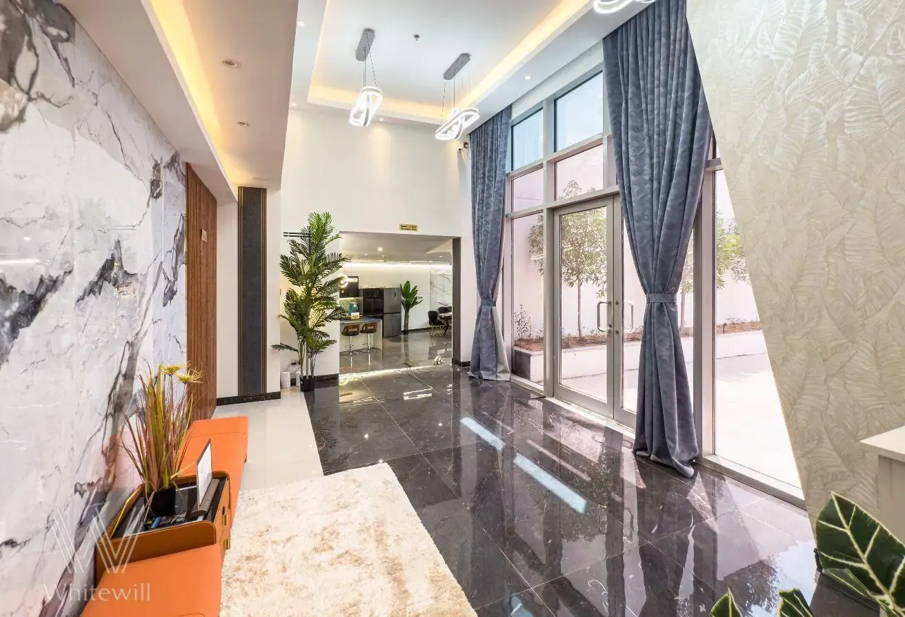 Retail Shop | 5,156 SqFt| Promenade Access |Vacant