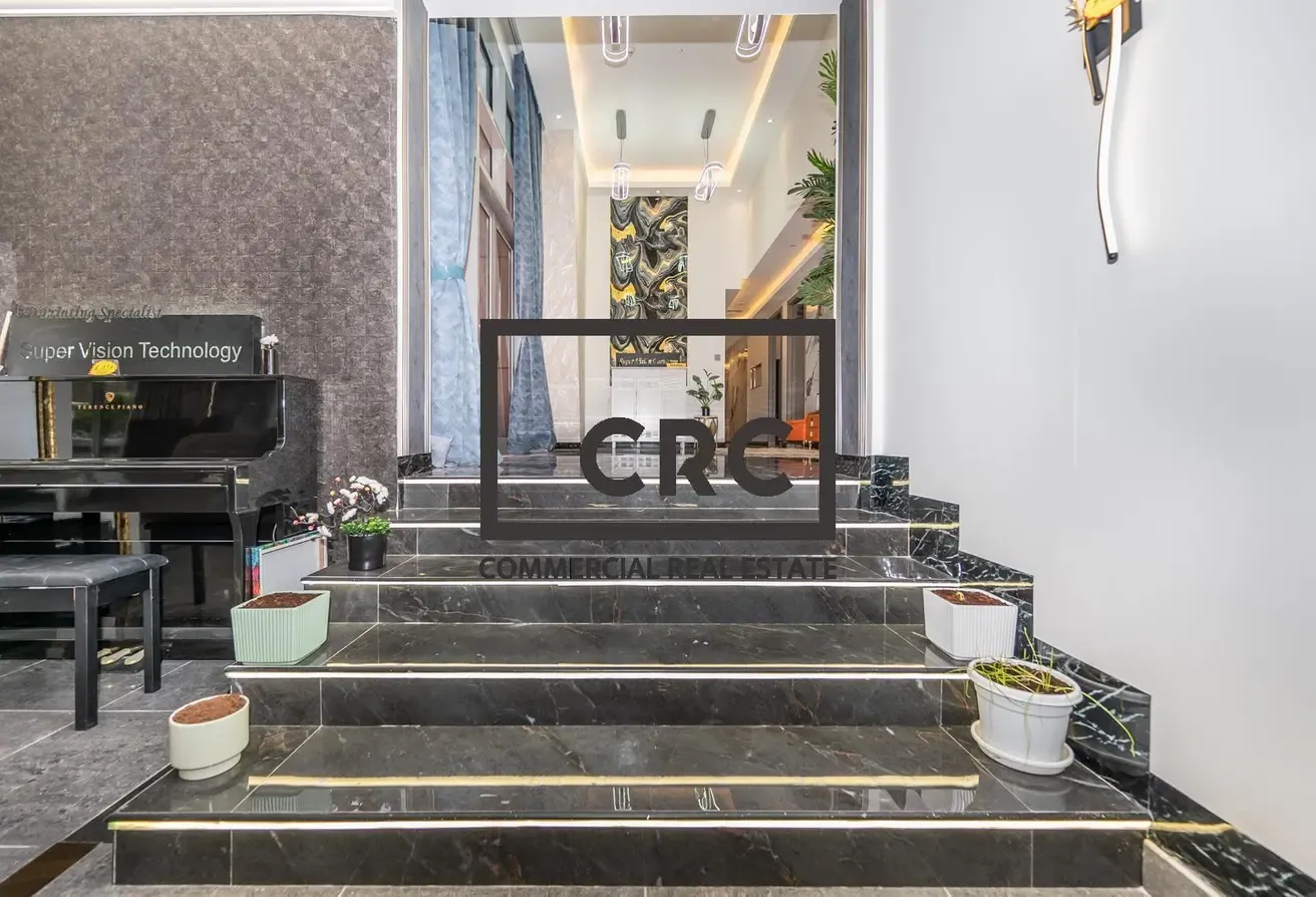 Vacant shop| Dubai Marina |Canal View