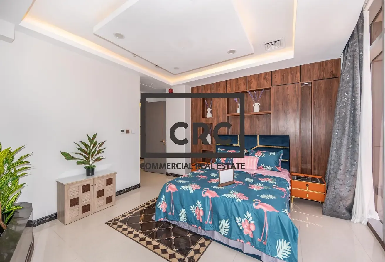 Vacant shop| Dubai Marina |Canal View