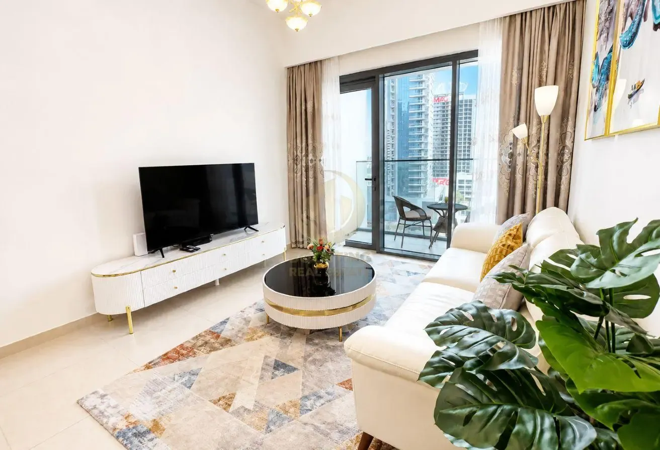 1 BR APARTMENT IN DOWNTOWN – STEPS FROM DUBAI MALL