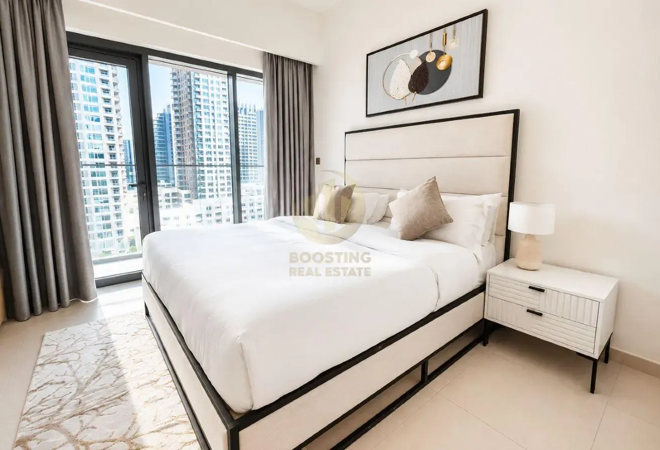 1 BR APARTMENT IN DOWNTOWN – STEPS FROM DUBAI MALL