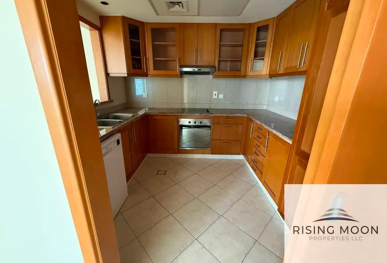 2br mid floor for rent in links tower