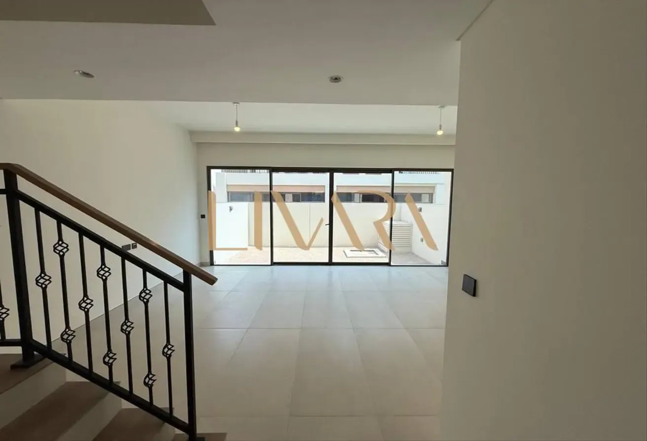 Bright | Close to lagoon | easy access