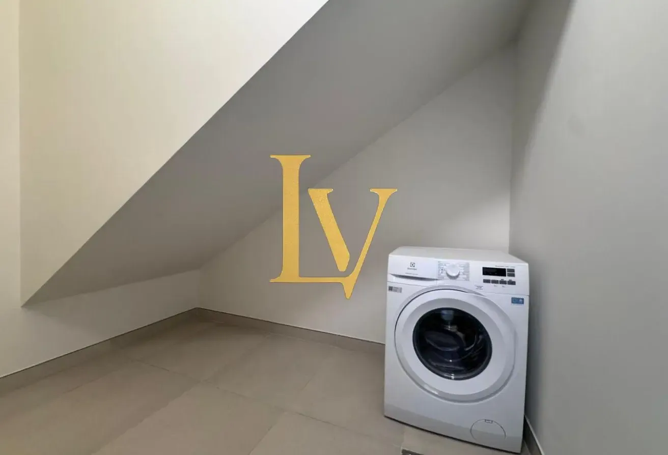 4BR | Single Row | Premium Location |Ready To Move