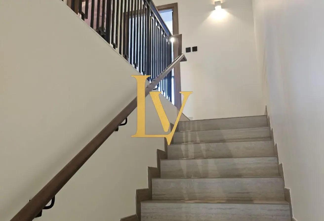 4BR | Single Row | Premium Location |Ready To Move