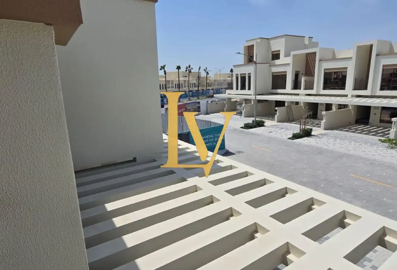 4BR | Single Row | Premium Location |Ready To Move