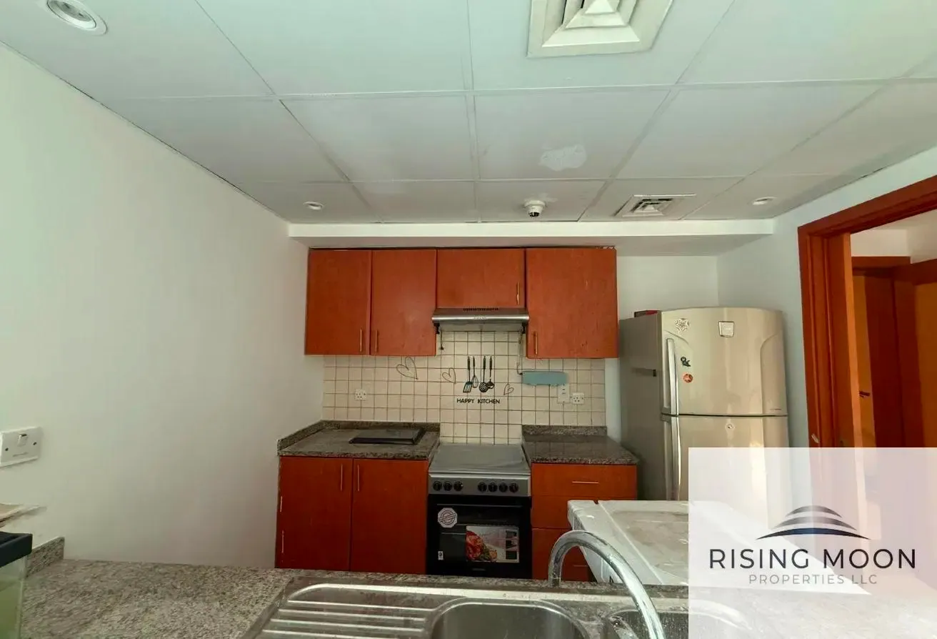 FULL GARDEN FACING 1BR IN OLD GREENS FOR RENT