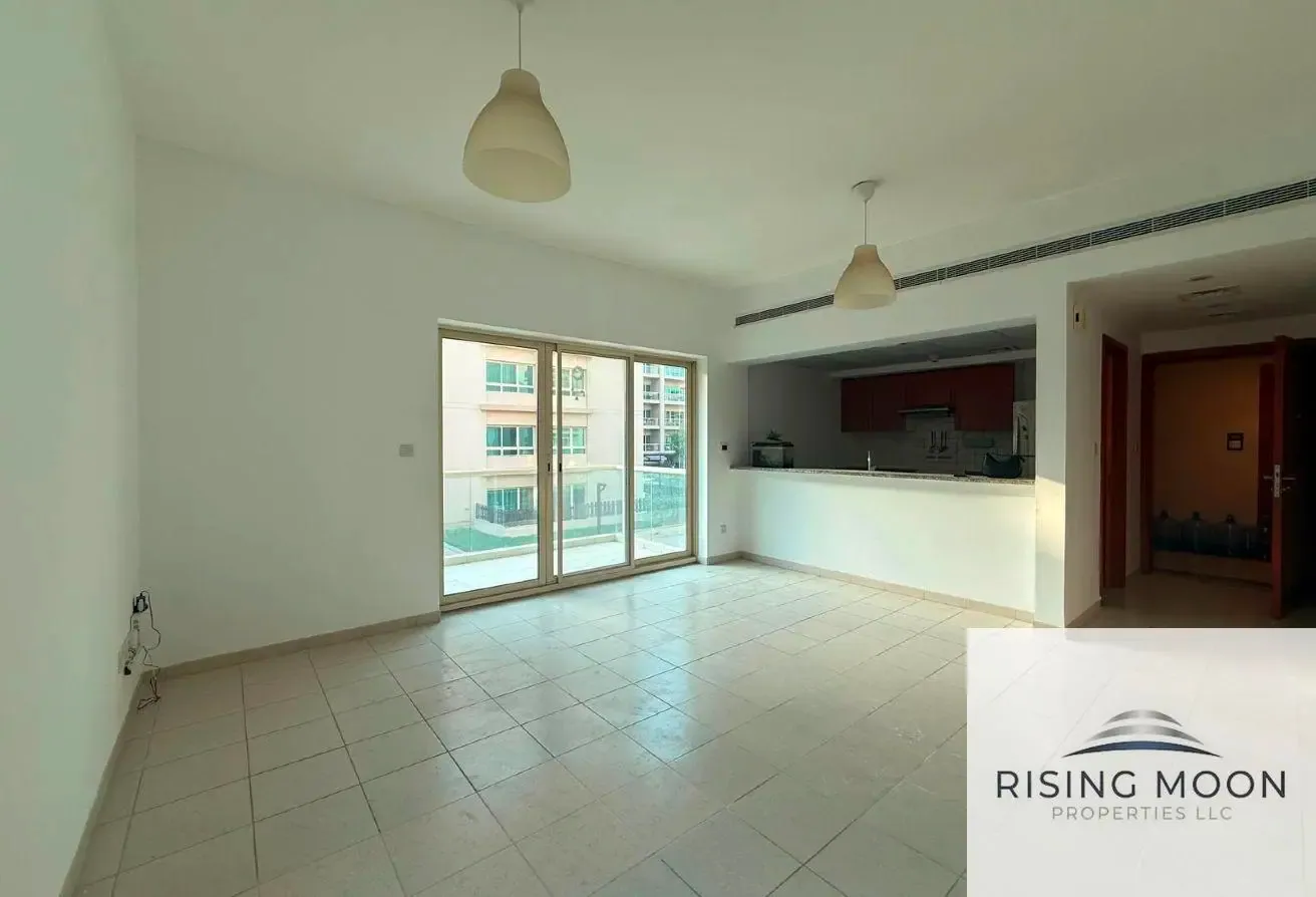 FULL GARDEN FACING 1BR IN OLD GREENS FOR RENT
