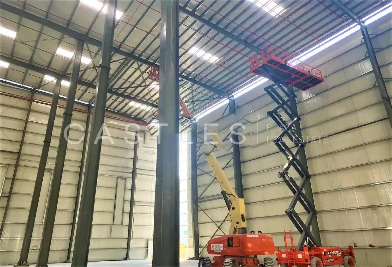 Rented 184,000 Sq ft Logistics Warehouse Facility