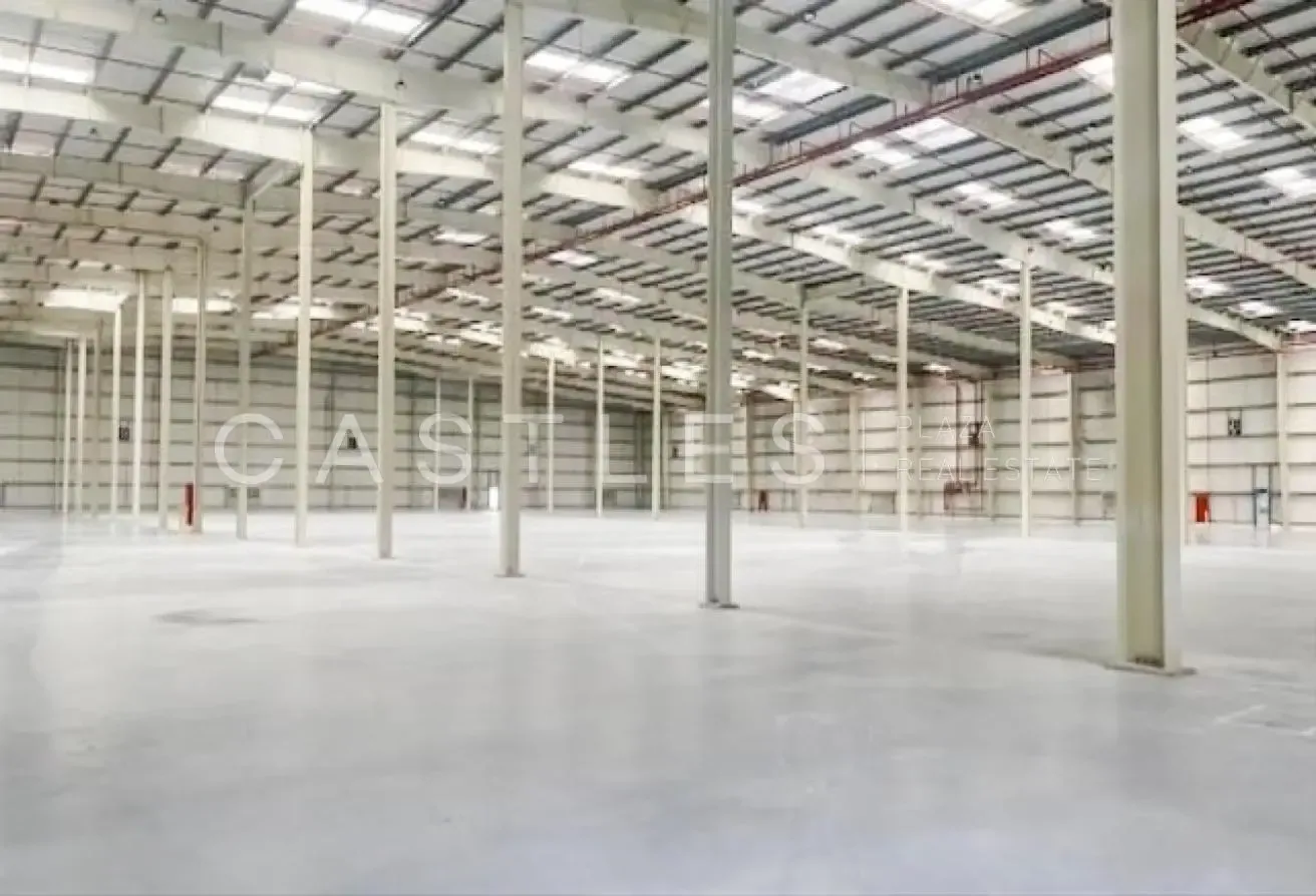 Rented 184,000 Sq ft Logistics Warehouse Facility