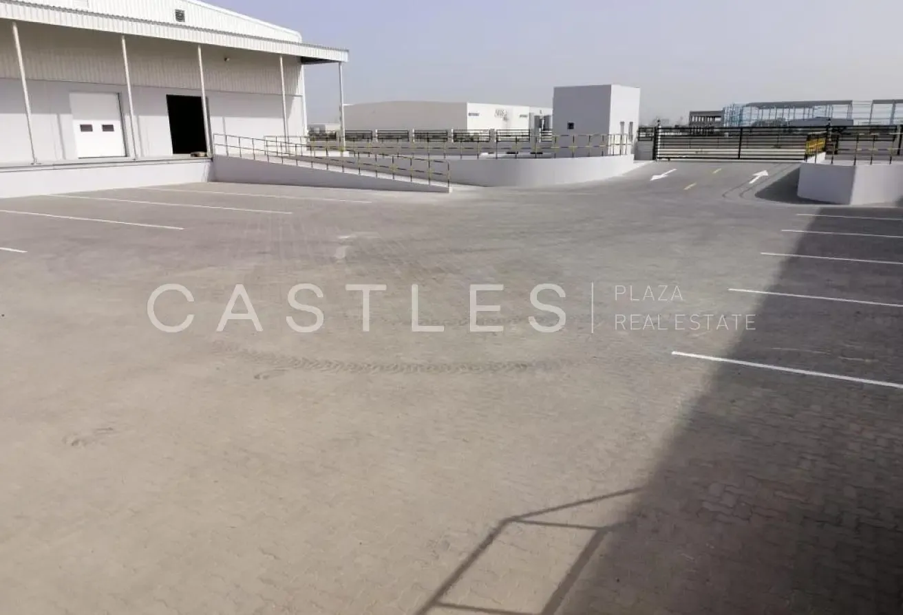 Independent Warehouse I 2000 kW Load