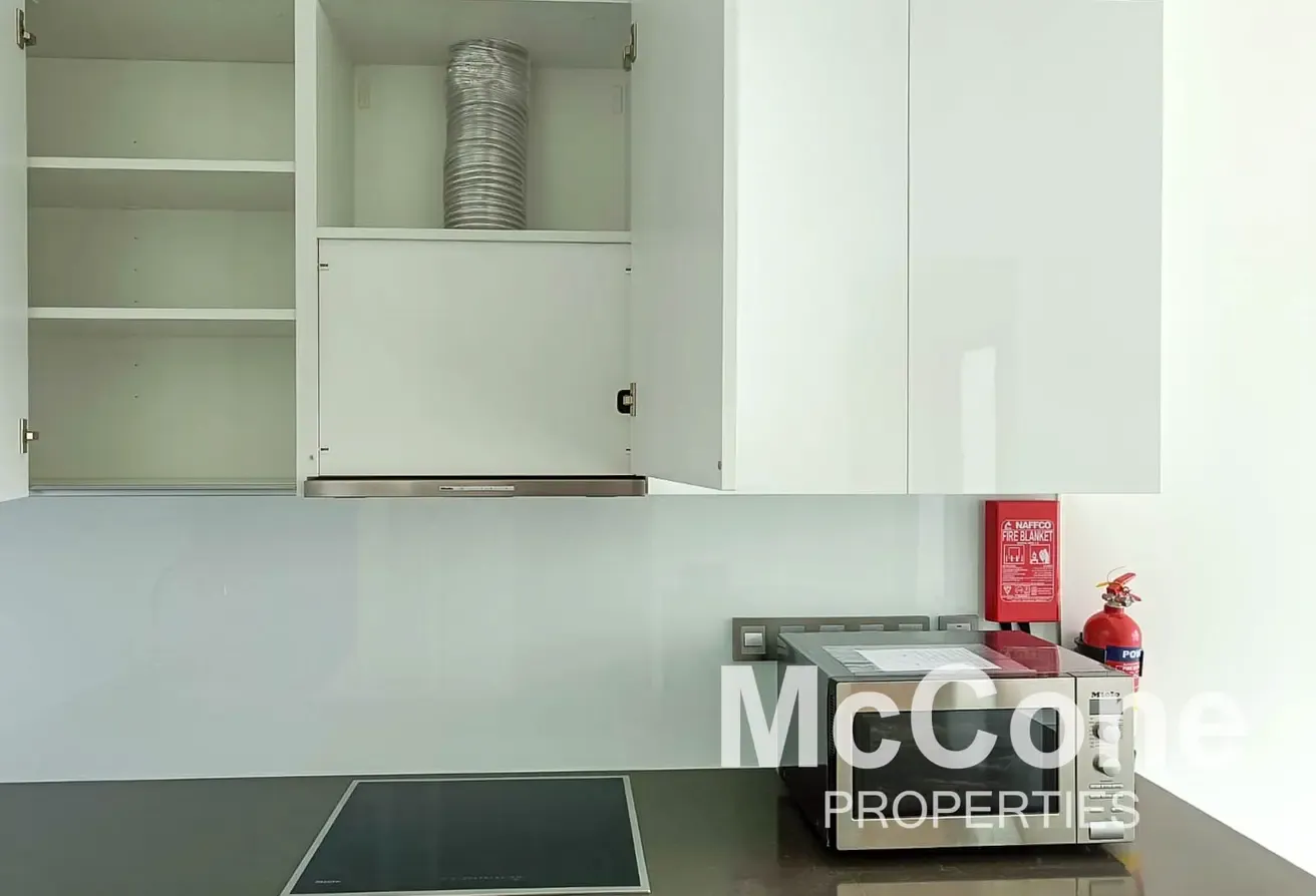 High Floor | Vacant | Water Views