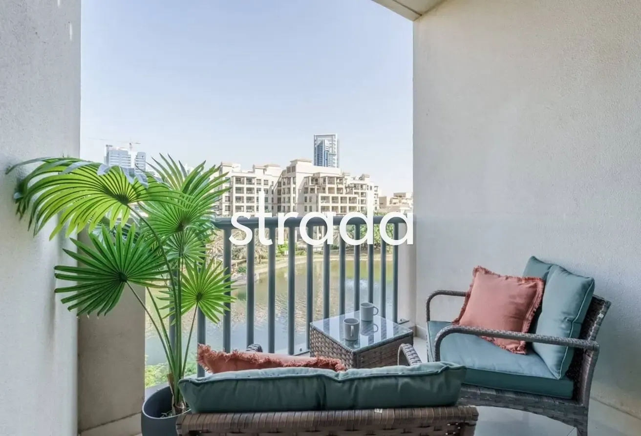 Lake View | Furnished | Study Room