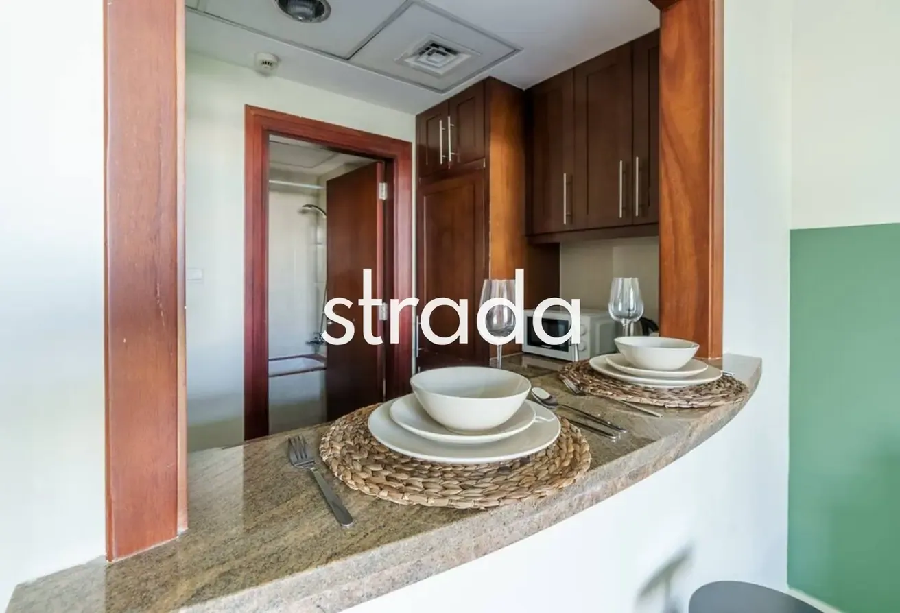 Lake View | Furnished | Study Room