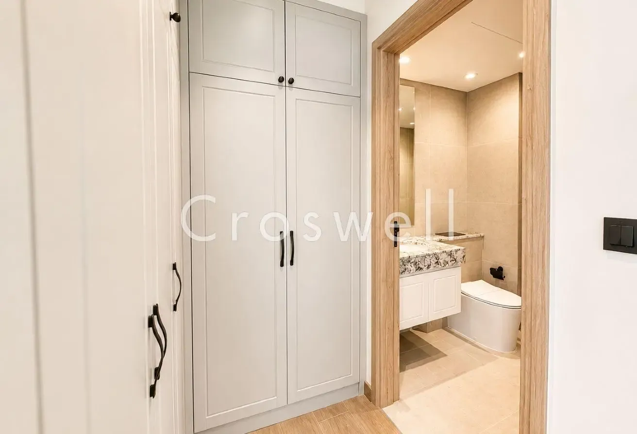 Genuine Listing | Prime Location | 4 Bed TH