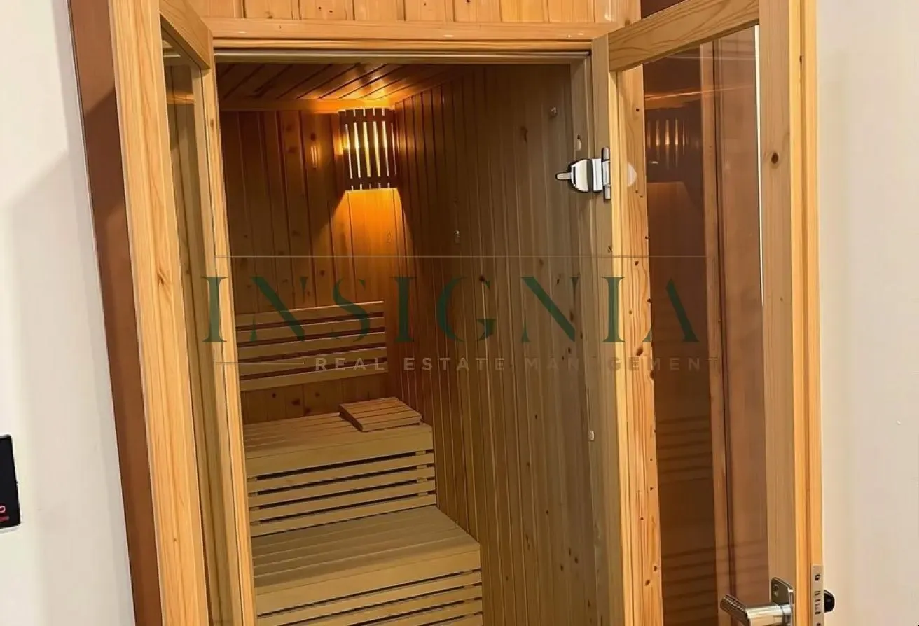 Beautiful Furnished 2BR Sea View Beach Access