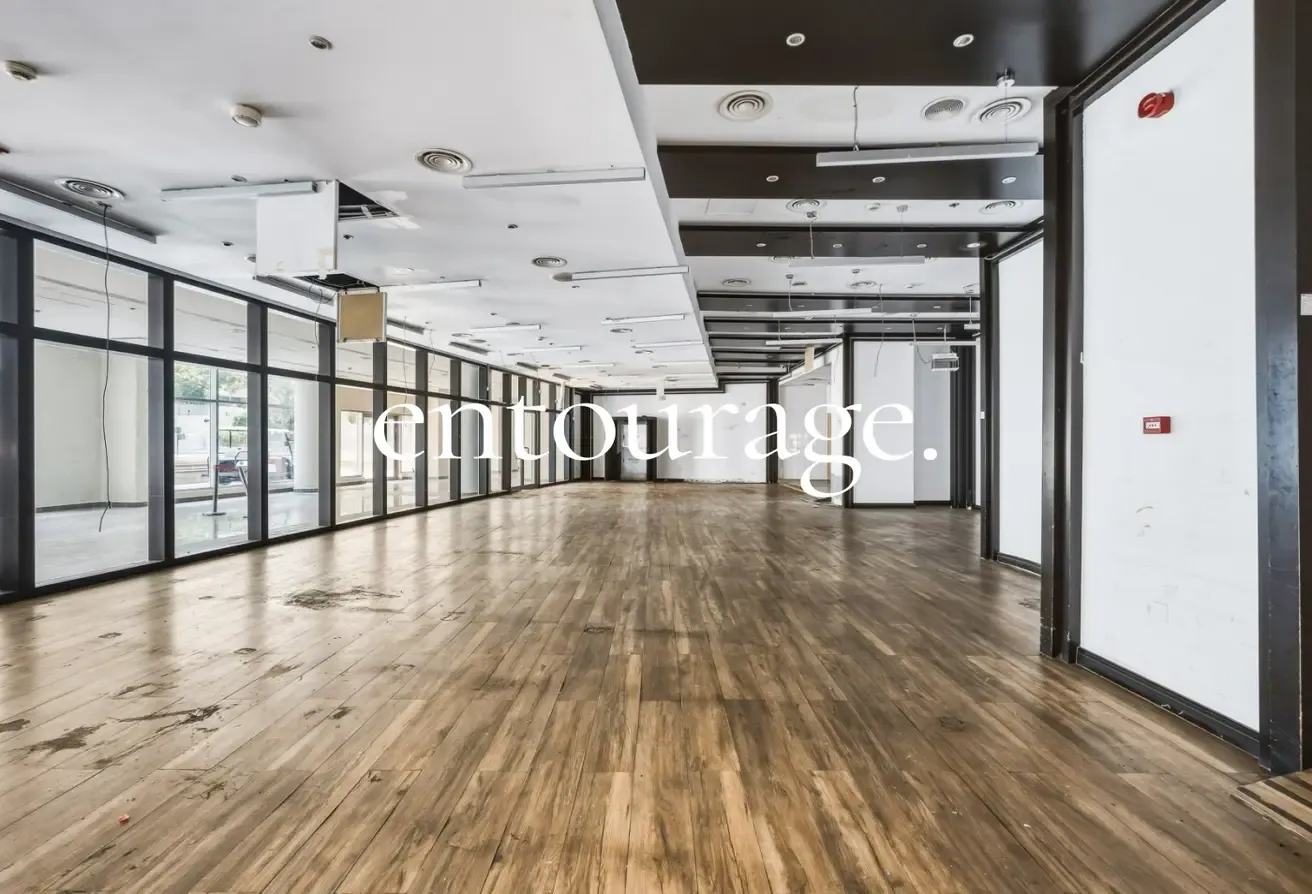 Marina facing | 70KWs | Height ceilings