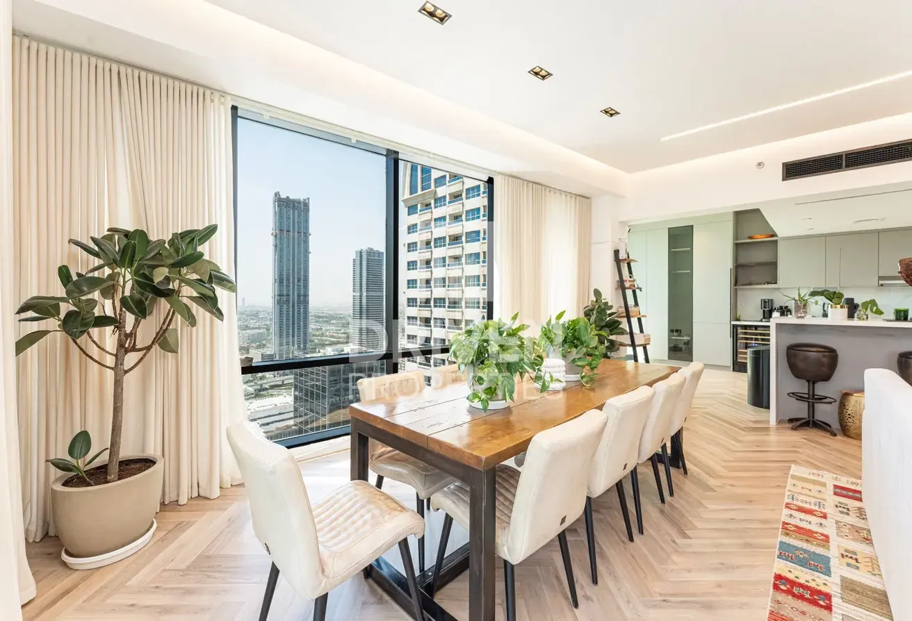Fully Upgraded | Marina View | Vacant on Transfer