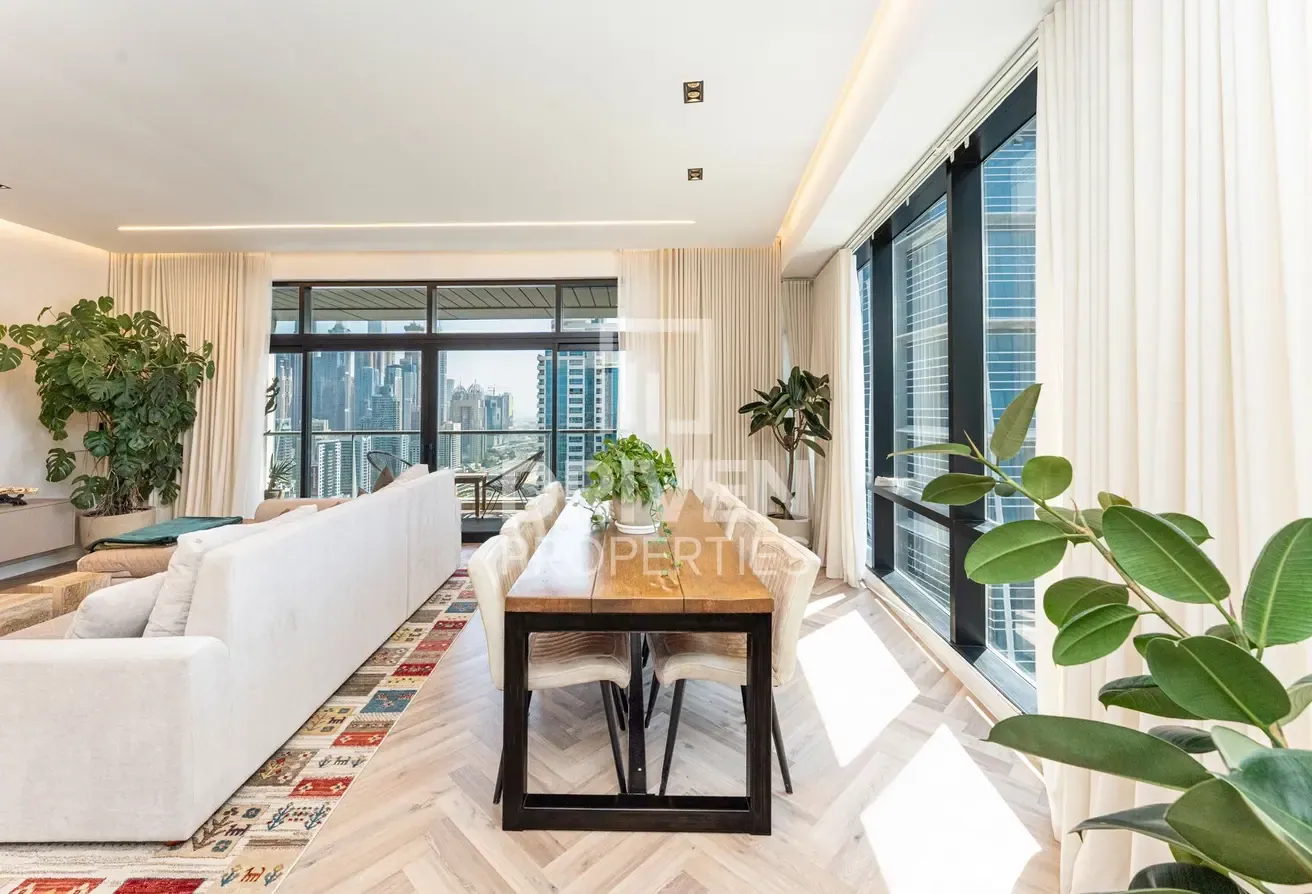 Fully Upgraded | Marina View | Vacant on Transfer