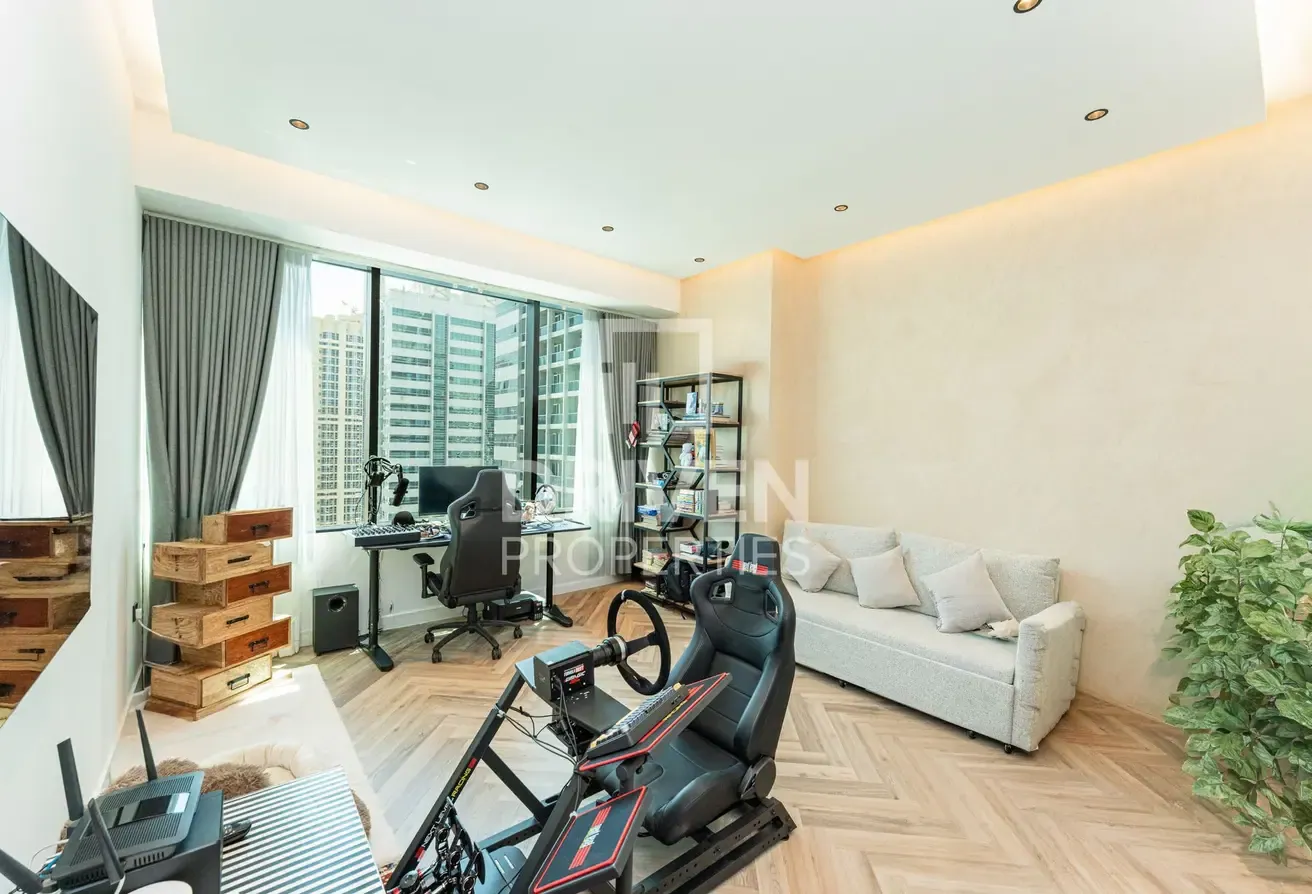 Fully Upgraded | Marina View | Vacant on Transfer