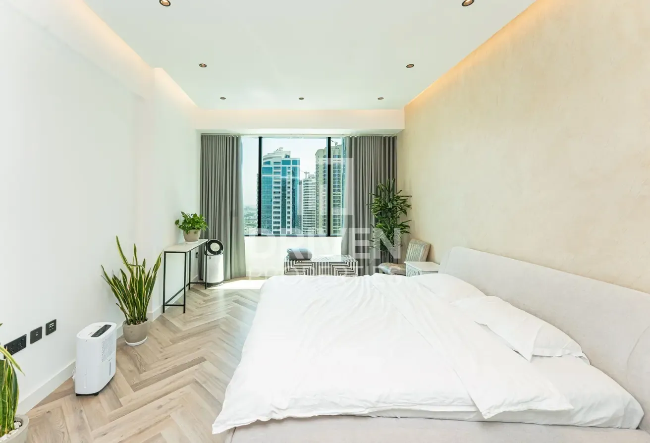 Fully Upgraded | Marina View | Vacant on Transfer