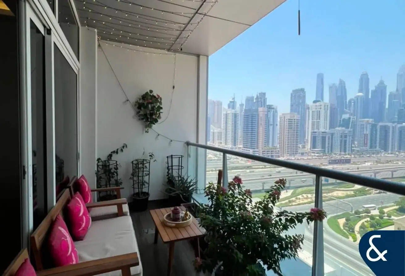 2 Bedrooms | Fully upgraded |