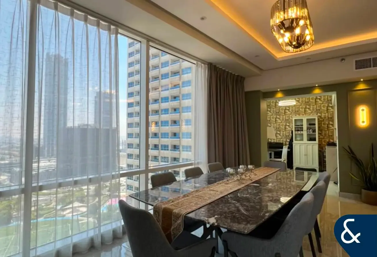 2 Bedrooms | Fully upgraded |