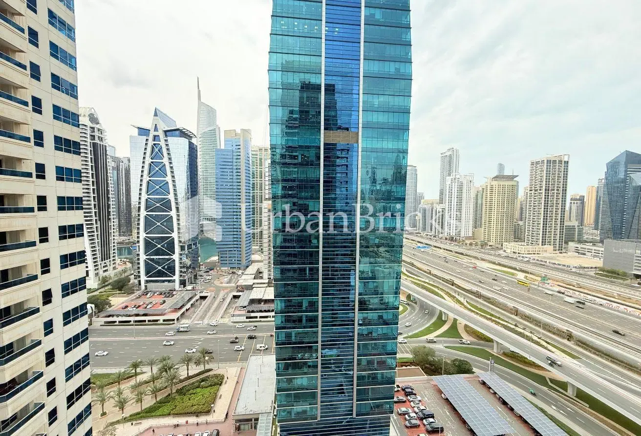 Well Maintained | Vastu | Fully Furnished