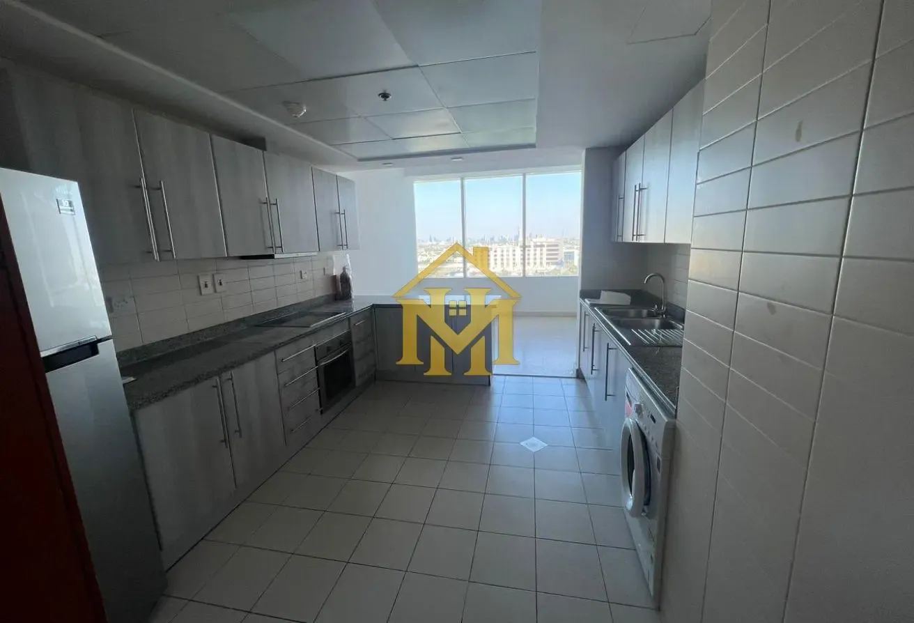 Upgraded 2BR | Breathtaking Marina Views |