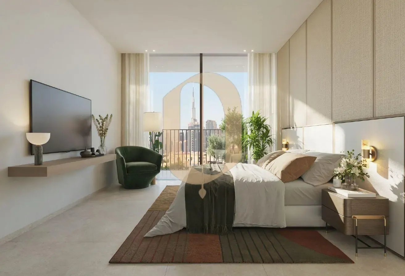 Elegant 3BR with Skyline Views | Waterfront Living