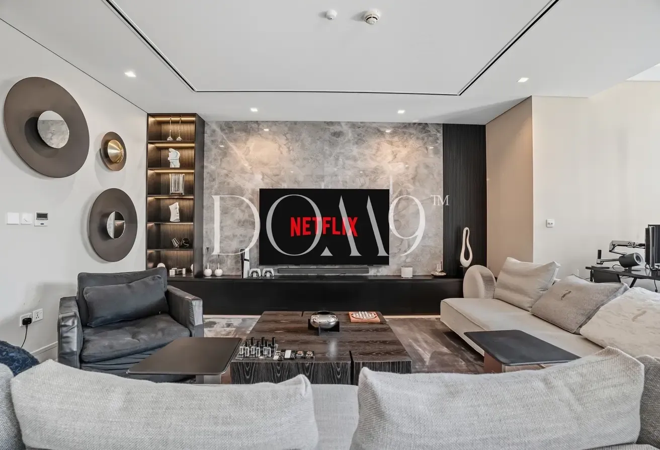 Vacant | Upgraded | Furnished | Landscaped