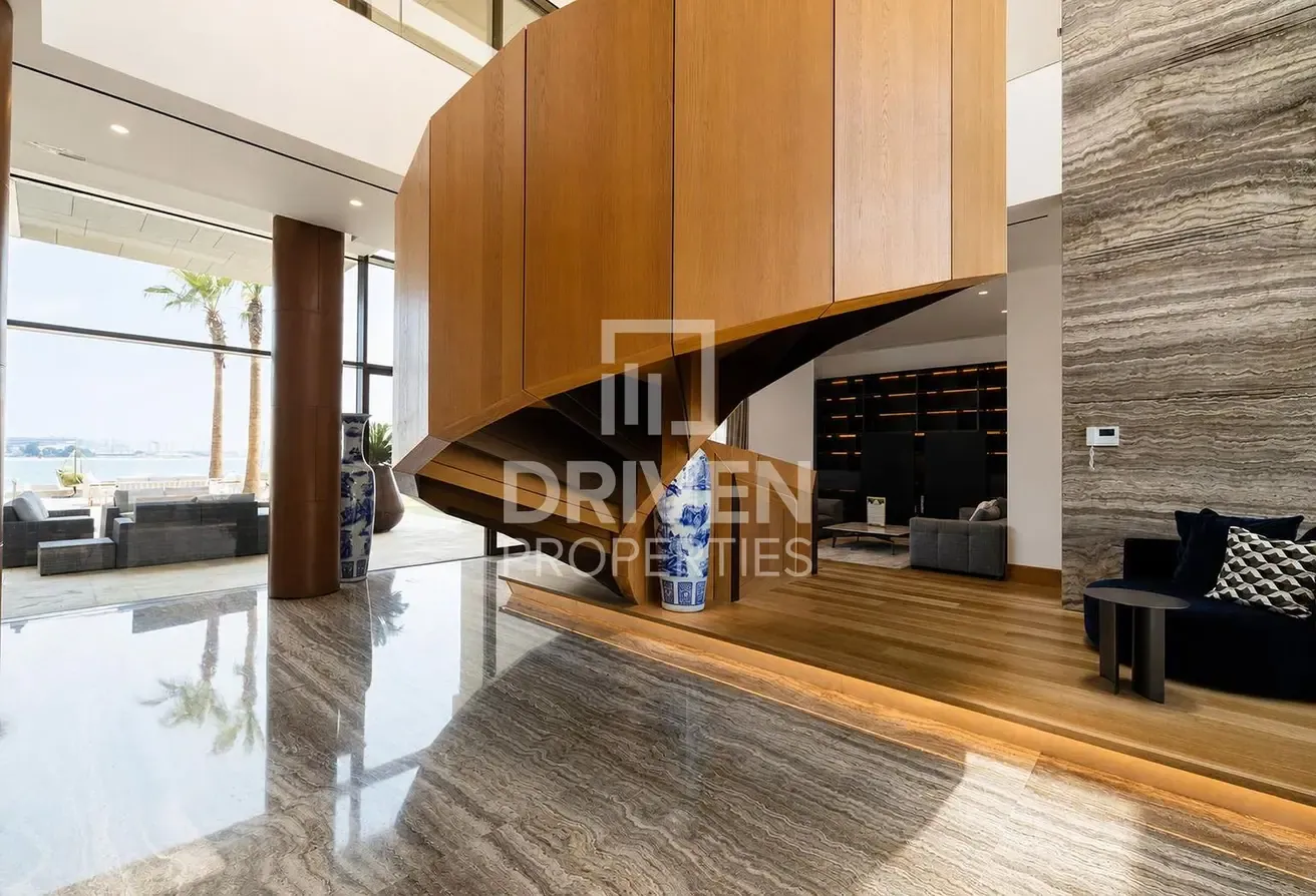 Prestigious Waterfront Mansion with Open Sea Views